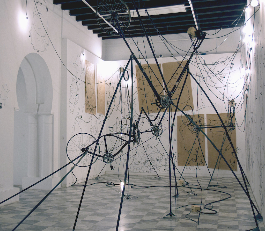 Ricardo Laranzini, ''Luz de Obra,'' 2015. Site-specific installation: sculptures and drawing intervention on wall. Installation view of ''Displaced Images/Images in Space'' at the Antiguo Arsenal de la Marina Española. Photo: © Roberto G. Rivera. Courtesy of the 4th San Juan Poly/ Graphic Triennial 2015.