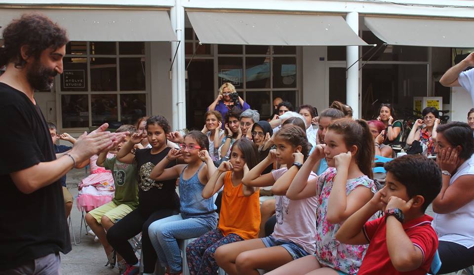 Cevdet Erek, ''Çınlama,'' 2017. Lecture and workshop with children at the former market hall Hal Buluşma Merkezi, Sinop. Photo: Sinopale
